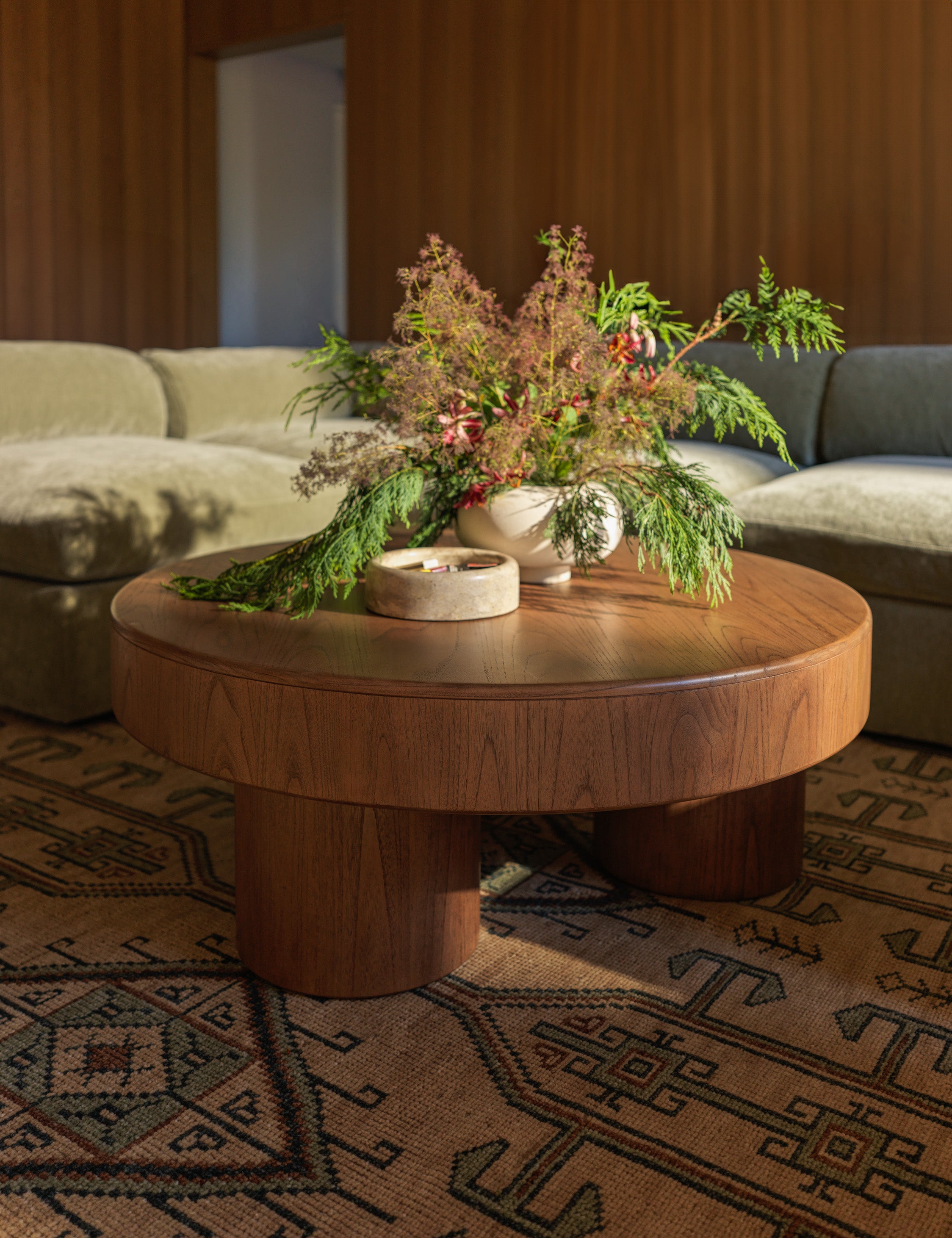Sculptural decorative objects